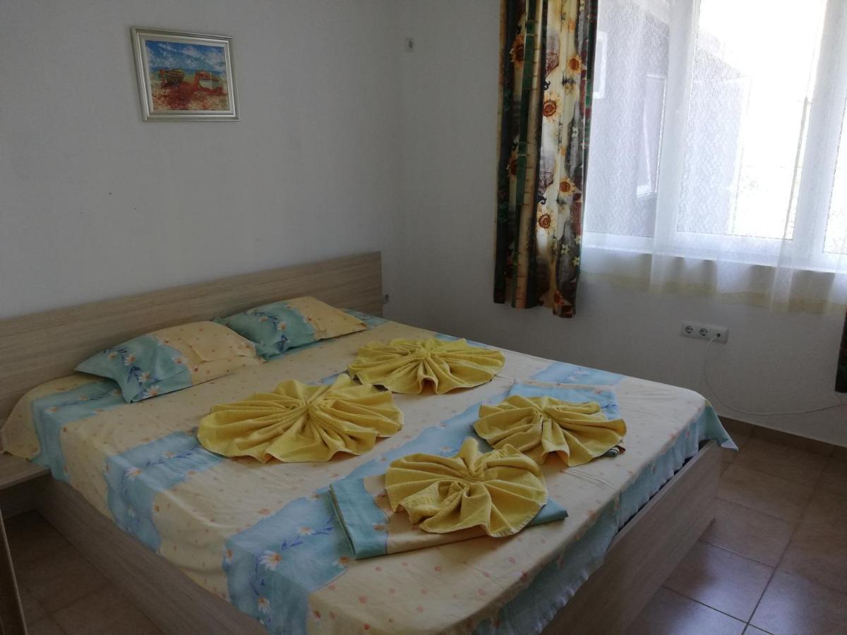 Apartments Ivelin Lozenec Kültér fotó