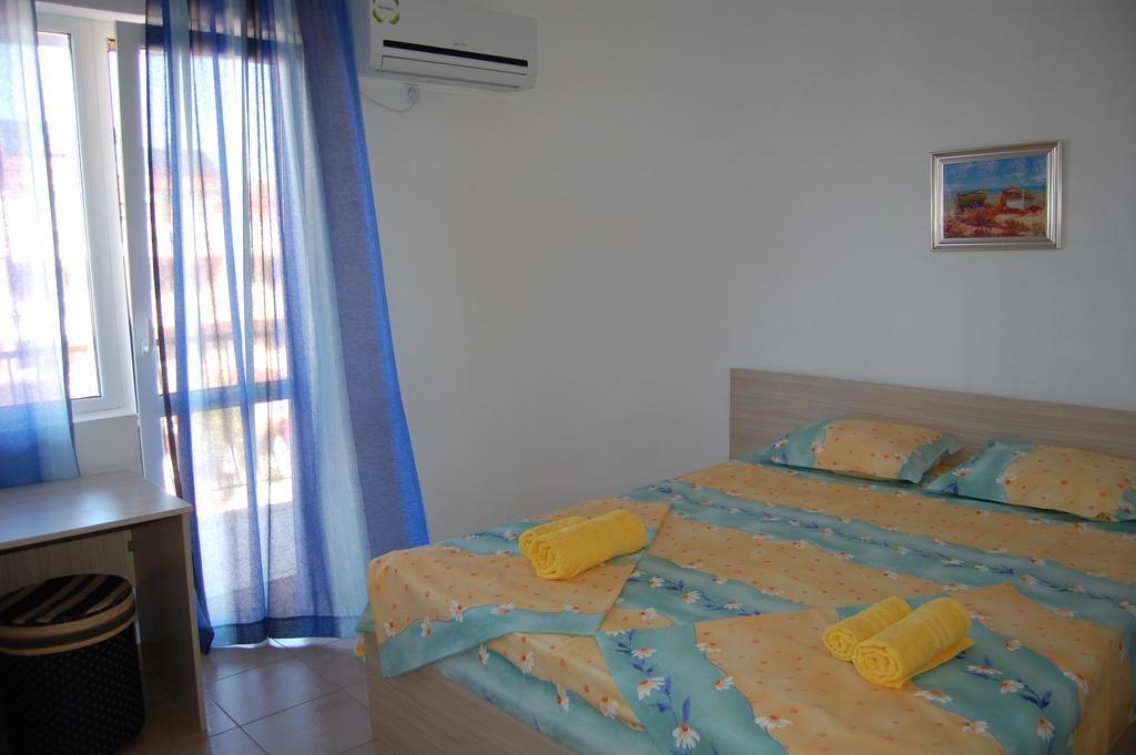 Apartments Ivelin Lozenec Kültér fotó